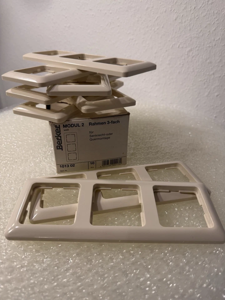 Berker Modul 2 Weiss glänzend 3-fach Rahmen 101302 weiß 21778 dreier - Neu! - Bild 2 von 2