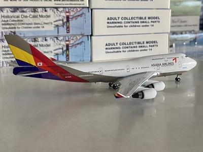 Phoenix Models Asiana Airlines Boeing 747-400 1:400 HL7423 PH411615 PH4AAR2037
