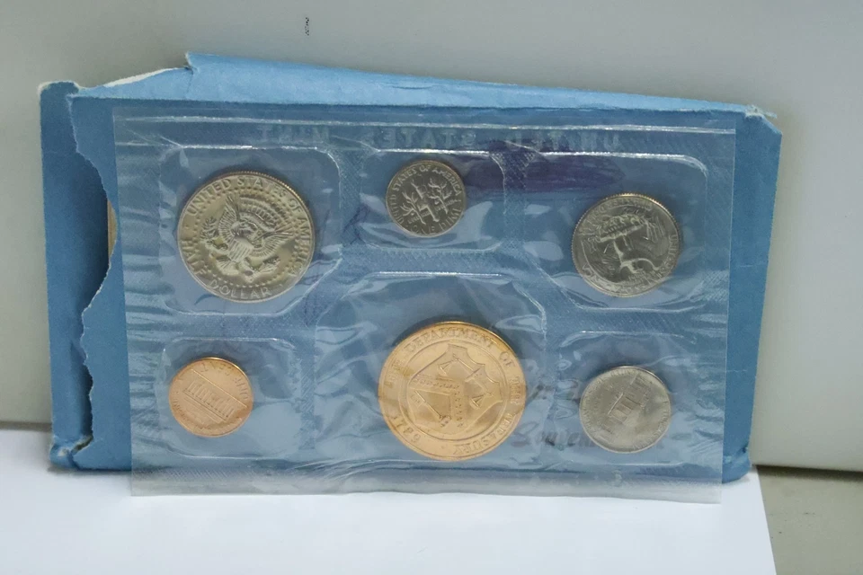 1978 Denver Mint Souvenir Set With Original Envelope - Image 3 of 3