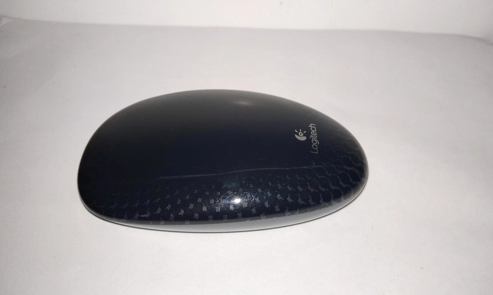 Logitech T620 Wireless Touch Gesture USB Black Mouse With Unifying Receiver - Image 4 of 4