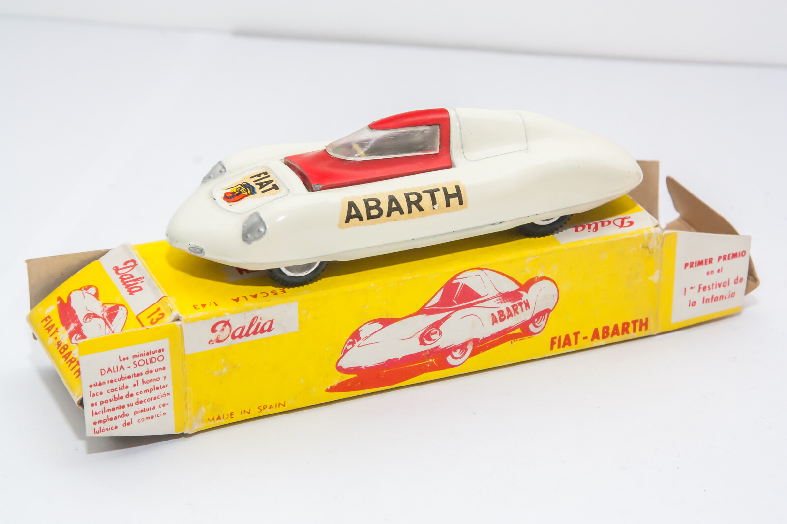 Miniature Dalia Mercedes 220 SE Coupé 1969 – Bleu – Échelle 1:43 – Voiture De Collection Rare