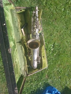 BUESCHER SAXOPHONE