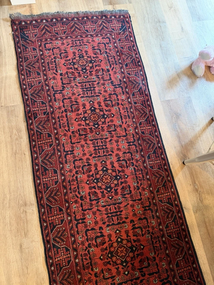 Alfombra larga vintage hecha a mano Pakistán 15’9” X 32” de ancho Foto 4 de 4