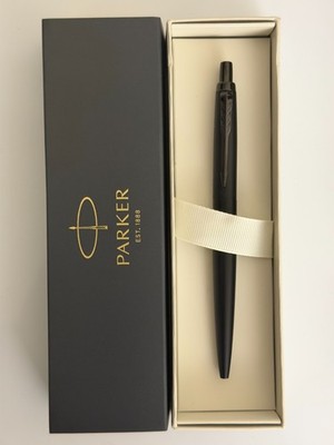 Parker Jotter XL Ballpoint Pen   Monochrome Matte Black   Medium Point Blue Ink