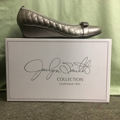 New Women s Jaclyn Smith 39932 Gunmetal Alba Dress Shoes Size 6.5 Medium