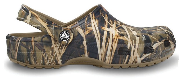 white strappy sandals low heel