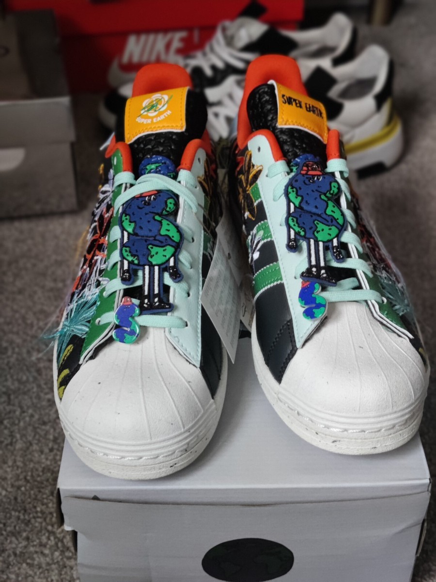 adidas sst aec super earth sw