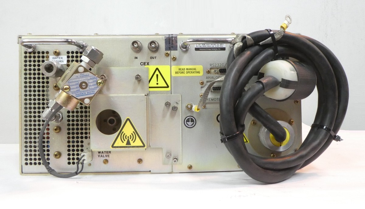 RF-20RWC AE Advanced Energy 3150058-002 RF Generator 2kW @ 12.56