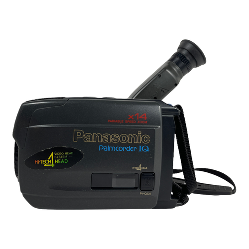 PANASONIC PALMCORDER IQ - PV-IQ225 - BOOKLE/2 BATTERIES/CASE - PARTS REPAIR ONLY - Picture 3 of 4