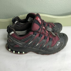 salomon walking shoes womens