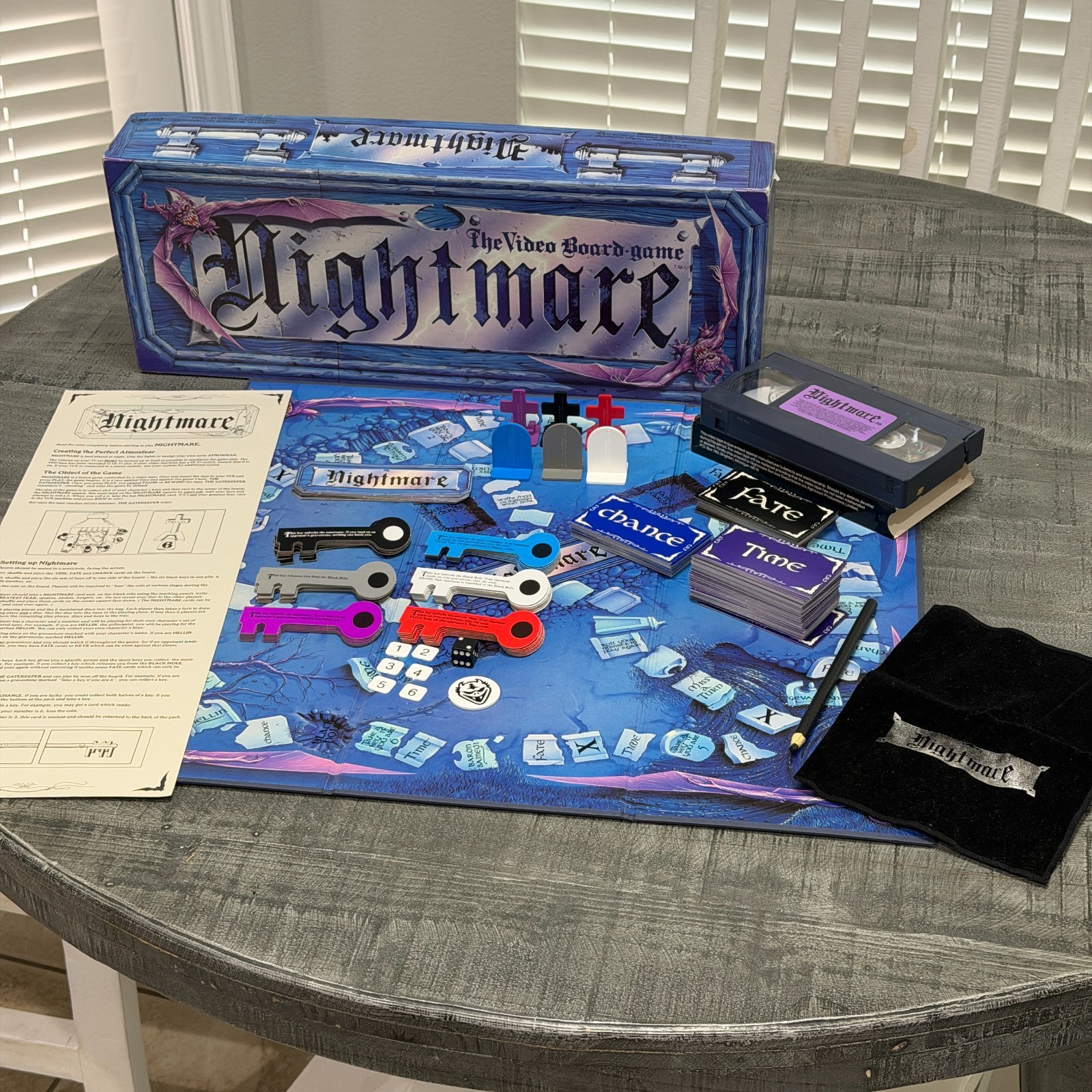 - Vintage 1991 Horror Vhs Board Game - Complete