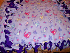 Vintage Baby Blanket Handmade TIE Quilt 48"x 42" Kittens/Cats Purple Nursery 967