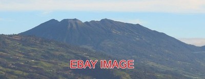 FOTO IRAZU ACTIVE VOLCANO CALDERA
