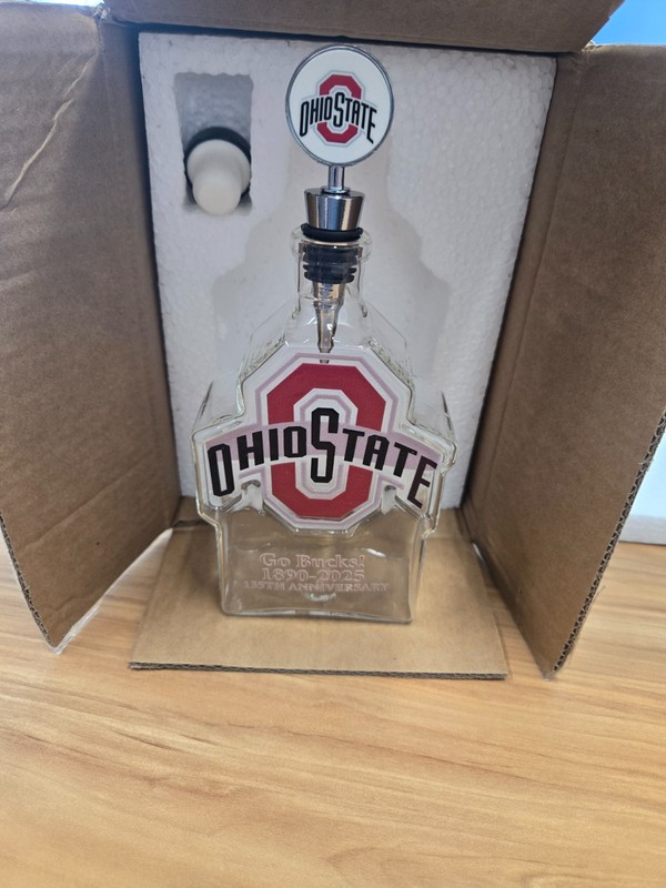 Ohio State Buckeye 135th Anniversary 1890-2025 Whiskey Decanter with Topper(NEW)