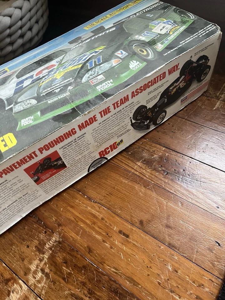 Team Associated RC10DS RACER w/FULL Silver Body | ONE OF A KIND Vintage RC Car - Image 3 of 4