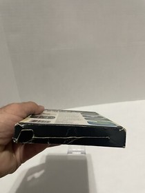 Defender Of The Crown BOX ONLY Original Nintendo NES 1989 W/ Plastic Sleeve