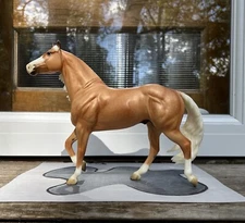 Breyer Horse Smart & Shiney BreyerFest