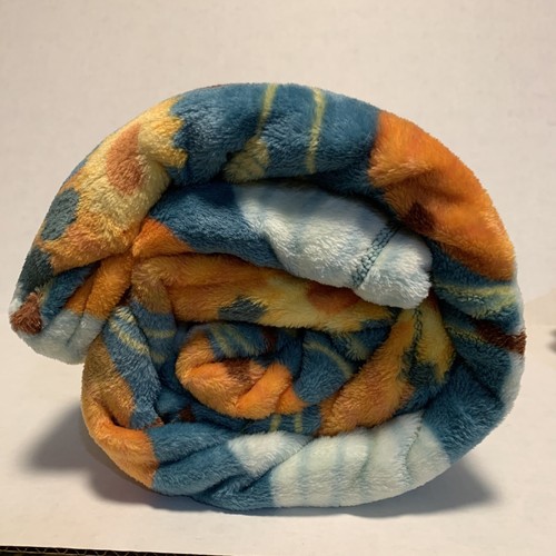 THE BIG ONE-Plush Throw-Oversized 5' X 6' - Fall - Pumpkins, Sunflowers, & Wheat - Picture 5 of 8