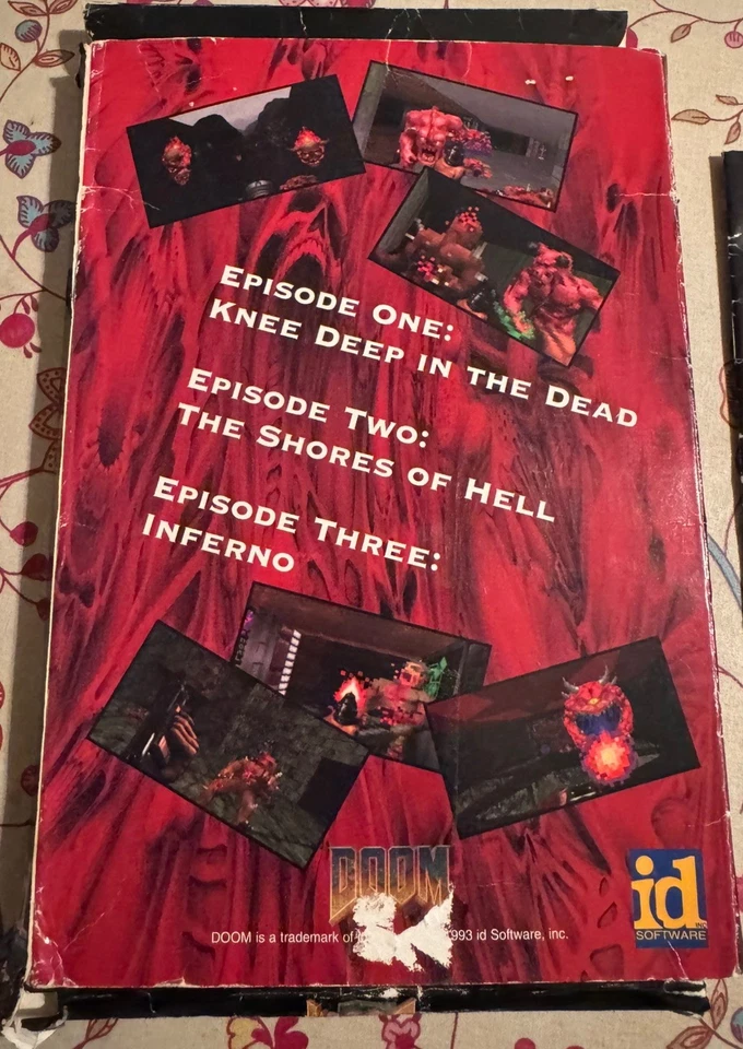 DOOM FIRST EDITION (1993) BY I.D SOFTWARE (PC) (COMPLETE ORIGINAL BOXED RELEASE) - Image 2 of 4