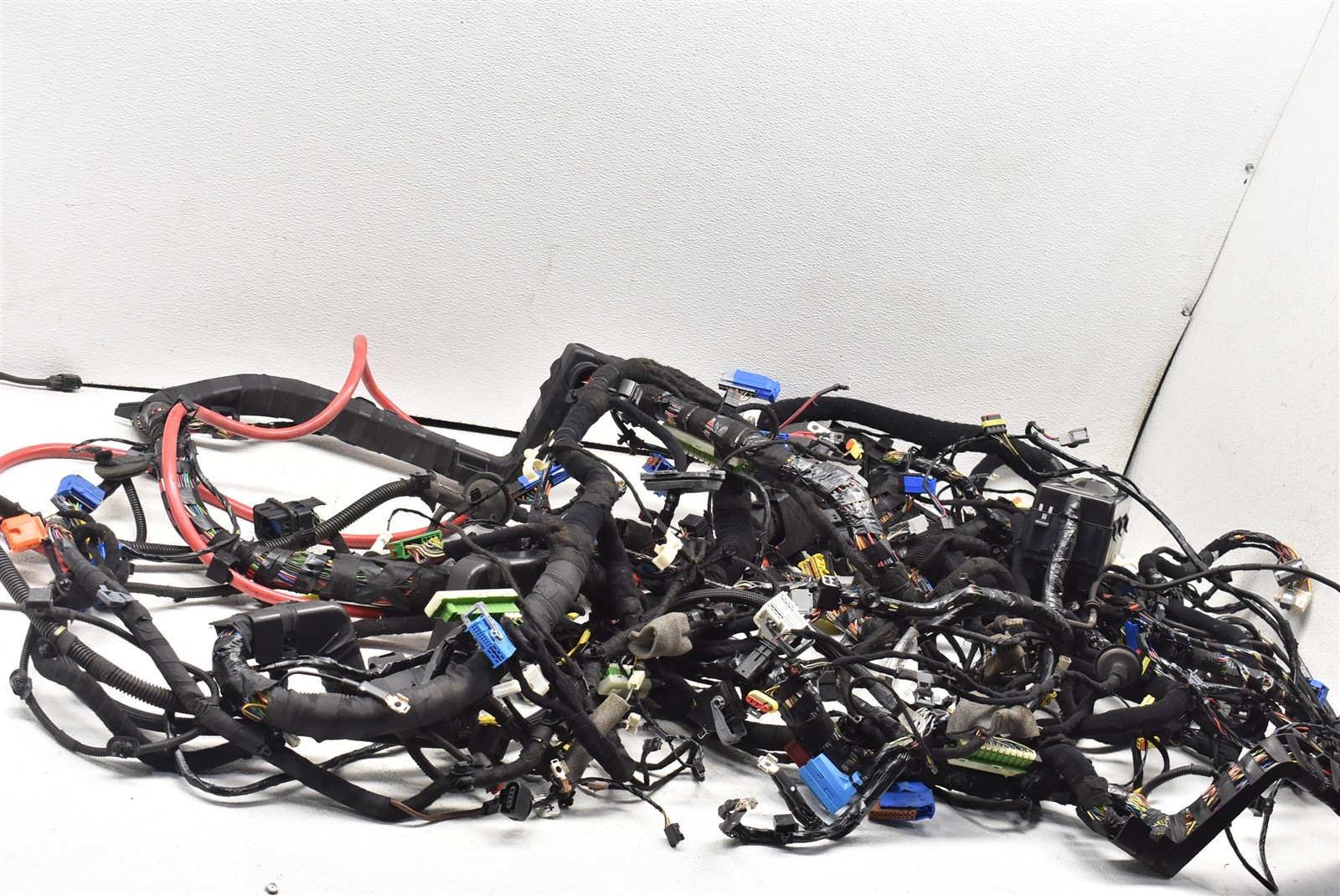 2016 Maserati Quattroporte S Q4 Primary Harness Wiring 06700336670