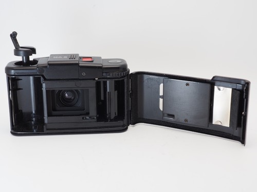 Appareil photo argentique 35 mm noir Olympus XA2 neuf scellé lumineux réservé JAPON #vendredi noir - Photo 18/23