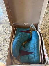 Teva ReEmber Mid Platform Chelsea Bootie Size...
