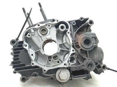 PAAR KURBELGEHÄUSE FÜR MOTOR KEEWAY SUPERLIGHT 125 18-22 QJ157FMI