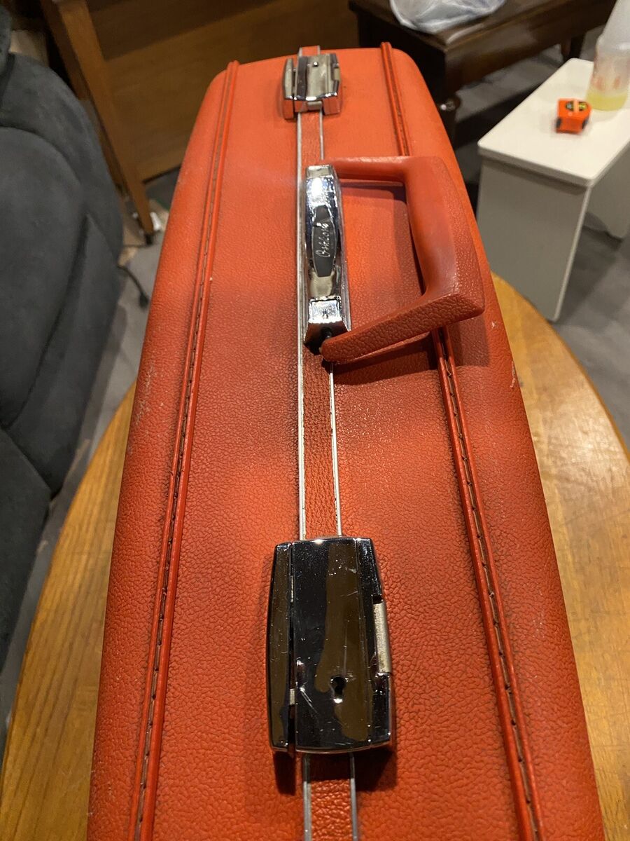 MCM 1970s OshKosh MID Modern Hard-shell Vinyl Suitcase MCM 1970s OshKosh MID Modern Hard-shell Vinyl Suitcase