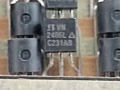 5 pieces VN2406L SILICONIX N Channel Enhancement-Mode Verticality DMOS FET TO-92