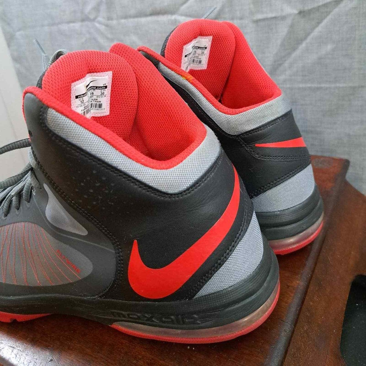 Nike Air Max Actualizer 2 Gray Red Men display picture 2