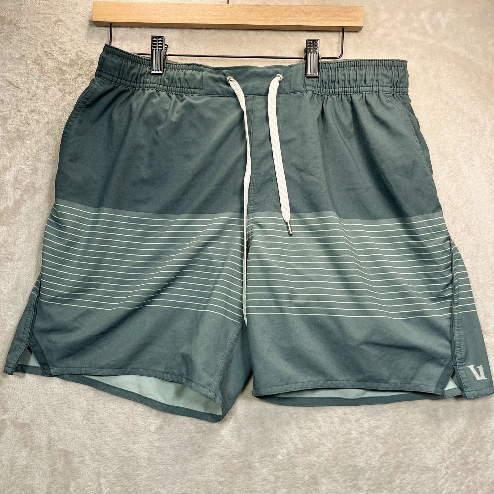 Vuori Trail Shorts Mens Large LIned *READ* Athletic Running Shorts V341 Green