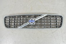 Calandre Volvo S60