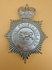 Talerz kasku brytyjskiej policji Surrey Constabulary Odznaka Tudor Korona Anglia