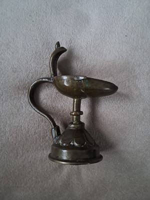 Messing Hindu Religiös Diya Schlange Figur Einzel Docht Hand Aarti Diya. H- 11,5