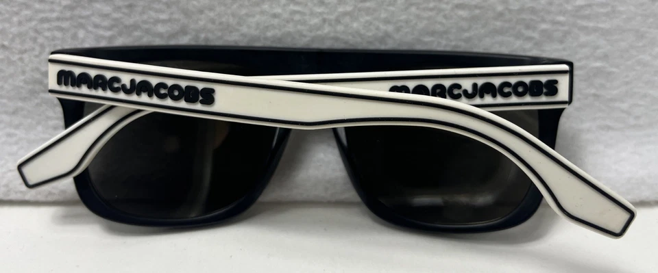 Marc Jacobs Black/White Rubber Plastic Sunglasses Marc 357/S 003T4 V 56 17 150 - Image 2 of 4