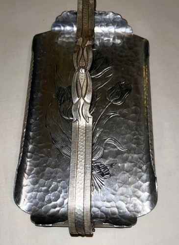 BANDEJA BARRA DE SERVIR DE ALUMINIO RODNEY KENT DE MEDIADOS DE SIGLO VINTAGE DISEÑO FLORAL - Imagen 5 de 6