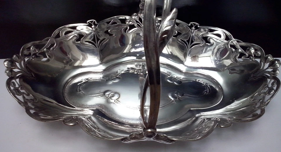 MARAVILLOSA BANDEJA DE CESTA ART NOUVEAU WMF plateada con mango de libélula ca 1890 Foto 2 de 4