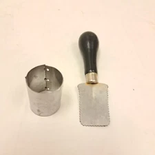 Vintage Farmhouse Kitchen Collectibles  WIZARD Apple Corer w/ Black Wood Handle