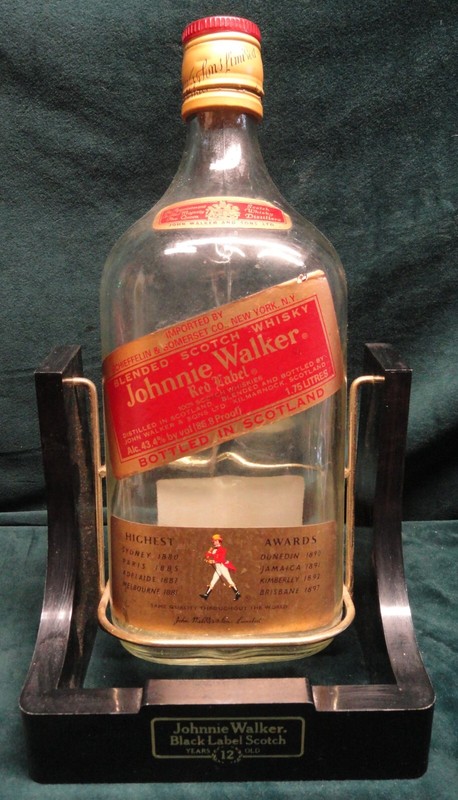 Vintage JOHNNIE WALKER RED LABEL Store Bar Counter Bottle Tilt Shot Dispenser