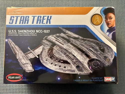 Polar Lights Star Trek Discovery USS Shenzhou NCC-1227 Snap Model Kit