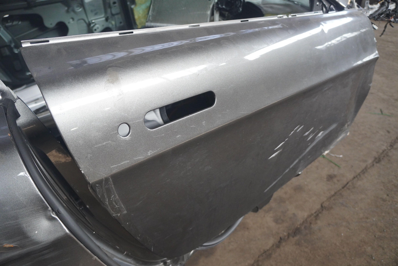 Front Right Passenger Door Shell BG33-20122-AG Aston Martin V12 Vantage 17 *NOTE