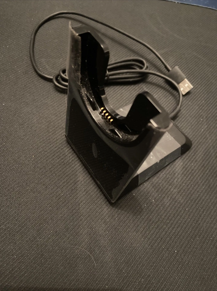 POLY Plantronics Voyager Focus UC B825 Bluetooth Headseat Desktop Charging Stand - Image 2 of 4