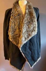 Hollister Black Drape Open Jacket With Faux Fur Collar Trim - Size XS