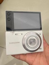 Samsung MV800 Flip-out Selfie 5x Zoom 16MP Touch Screen Digital Camera 90 new