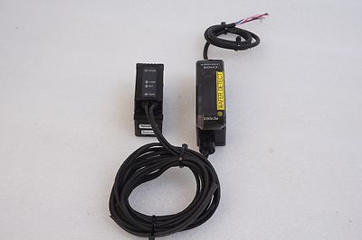 KEYENCE CMOS LASER SENSOR GV-H130 & GV-21 TESTED WORKING FREE SHIP