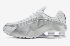 Women's Nike Shox R4 White Metallic Silver Max Orange Nby AR3565-101 sz 7