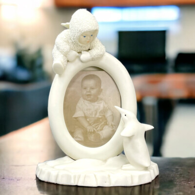 Dept. 56 Snowbabies   ''Baby's First Smile''  Picture Frame In Box Penguin