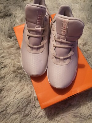 Nike Legend Essential Trainers Ladies Pink Size UK UK