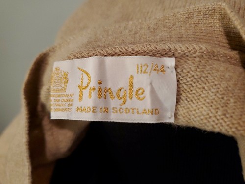 Vintage PRINGLE of SCOTLAND Wool Tan Cardigan "Grandpa" SWEATER Sz 44..VERY NICE - Picture 4 of 7