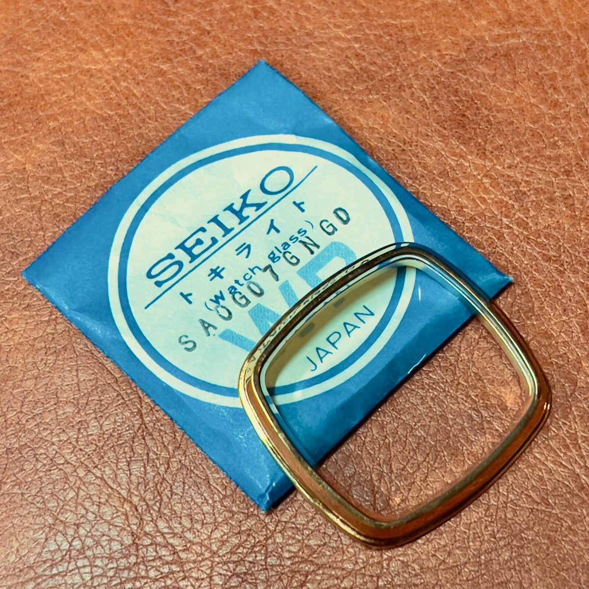 NOS ORIGINAL GLASS CRYSTAL FOR VINTAGE SEIKO 4633-5010 4633-5019